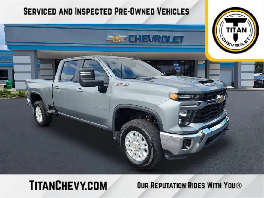 2025 Chevrolet Silverado 3500HD LT photo 1