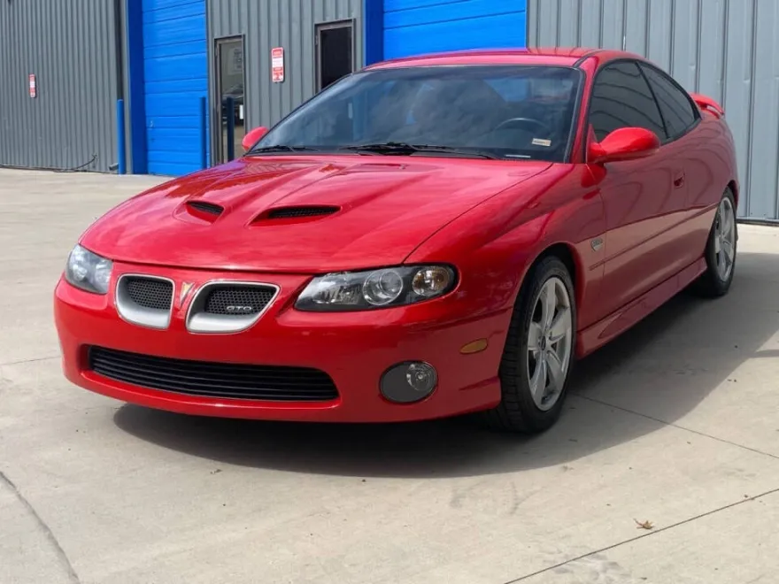 2005 Pontiac GTO photo 1