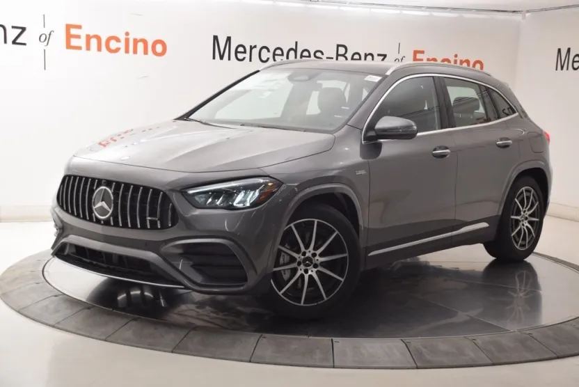 2026 Mercedes Benz GLA 35 AMG photo 1