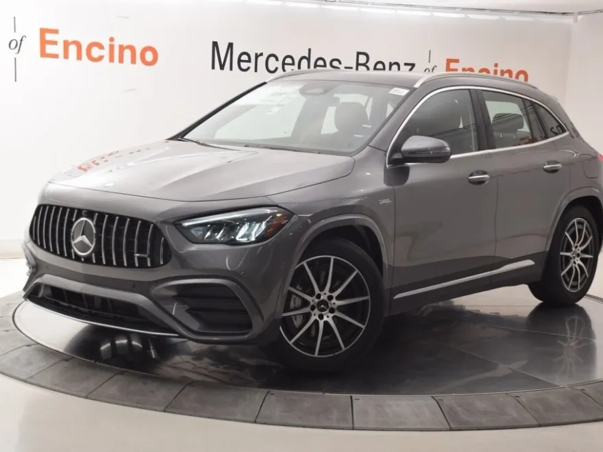 2026 Mercedes Benz GLA 35 AMG photo 1