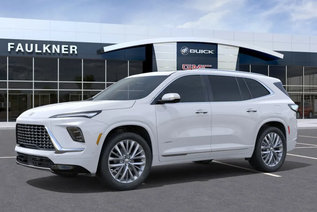 2026 Buick Enclave Avenir photo 1