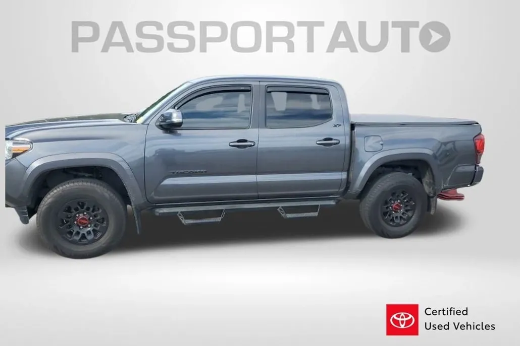 2022 Toyota Tacoma SR5 V6 photo 1