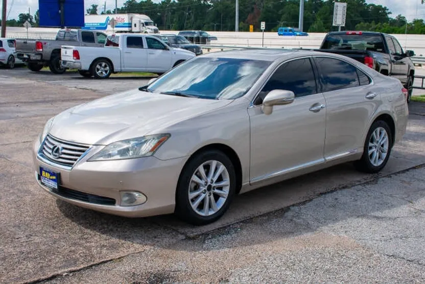 2011 Lexus ES 350 photo 1