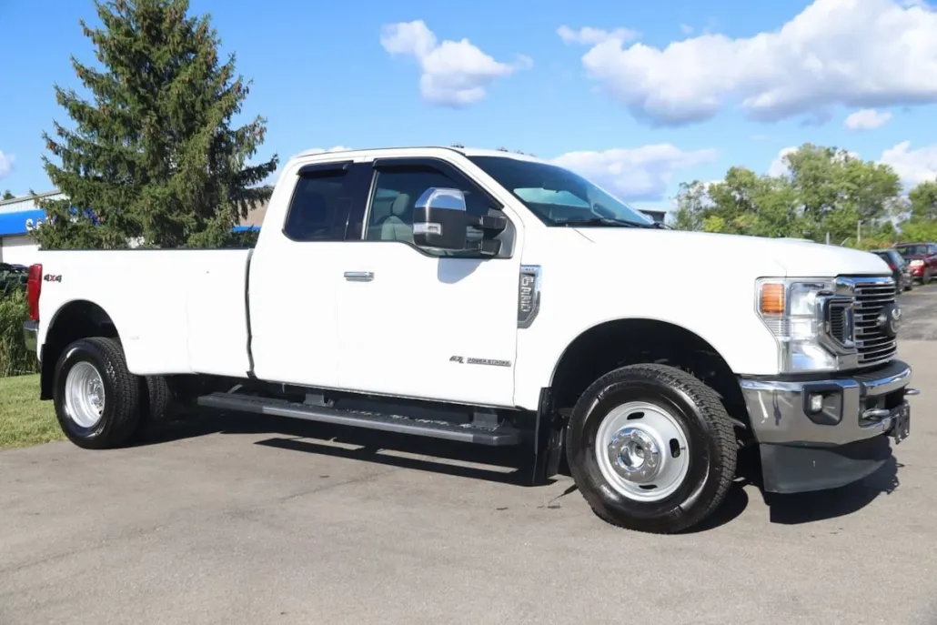 2022 Ford F-350 XLT photo 1