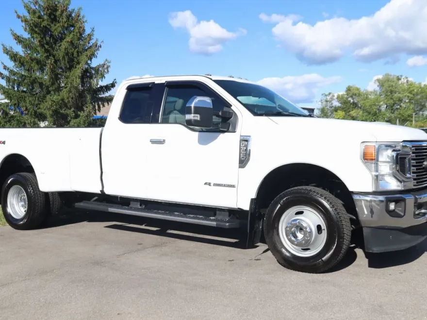 2022 Ford F-350 XLT photo 1