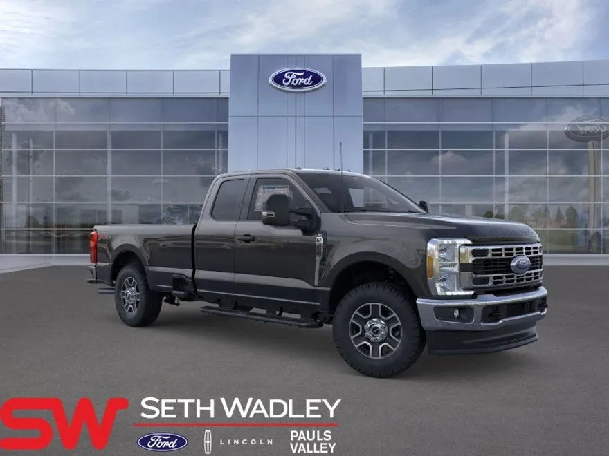 2025 Ford F-350 photo 1