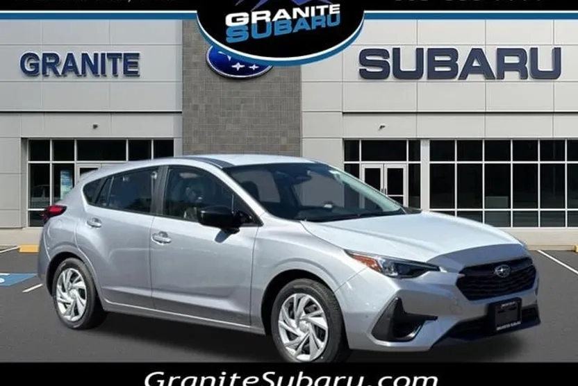 2025 Subaru Impreza Base photo 1