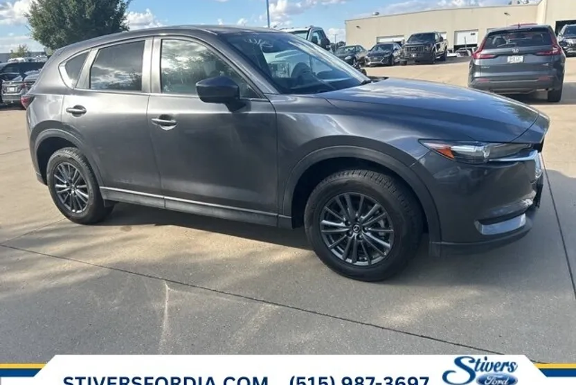 2021 Mazda CX-5 Touring photo 1