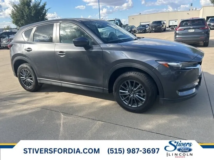 2021 Mazda CX-5 Touring photo 1