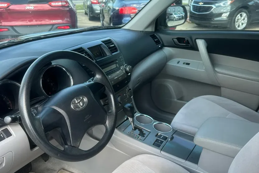 2008 Toyota Highlander Sport photo 1