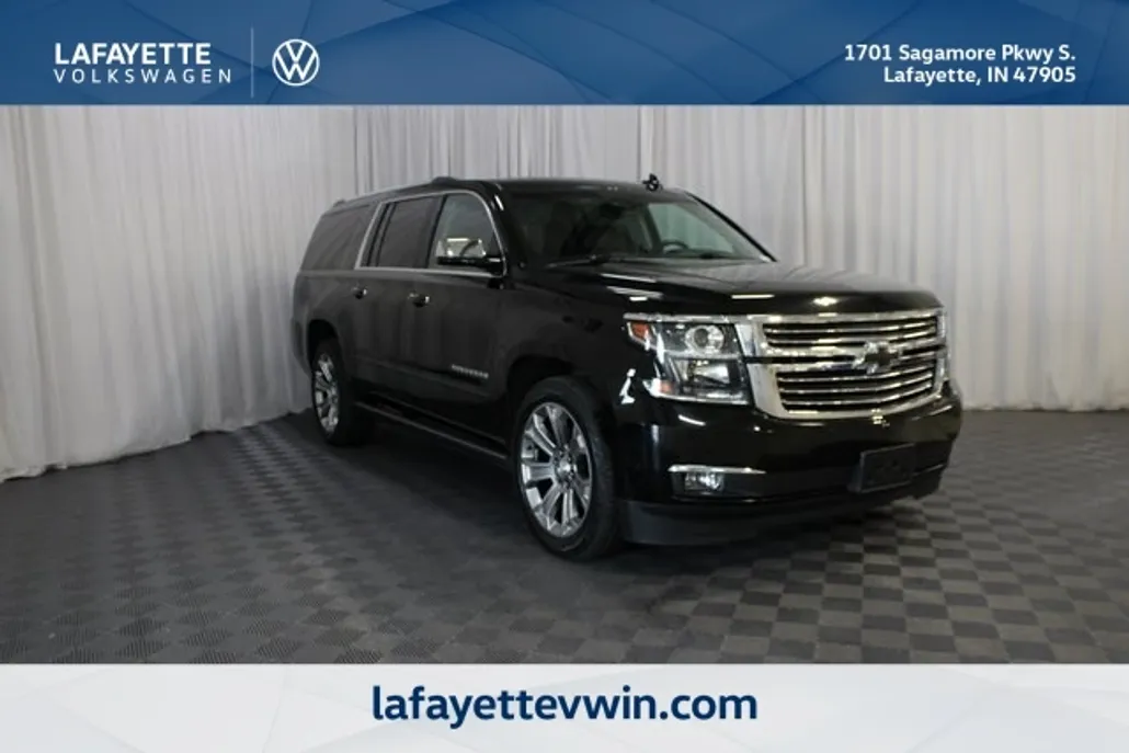 2017 Chevrolet Suburban Premier photo 1