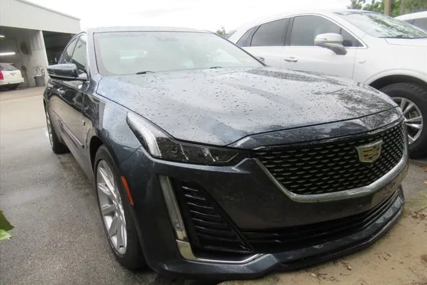 2020 Cadillac CT5 Luxury photo 1