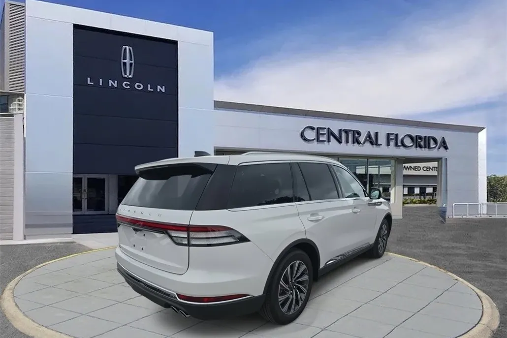 2025 Lincoln Aviator Premiere photo 1