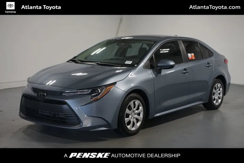 2024 Toyota Corolla LE photo 1