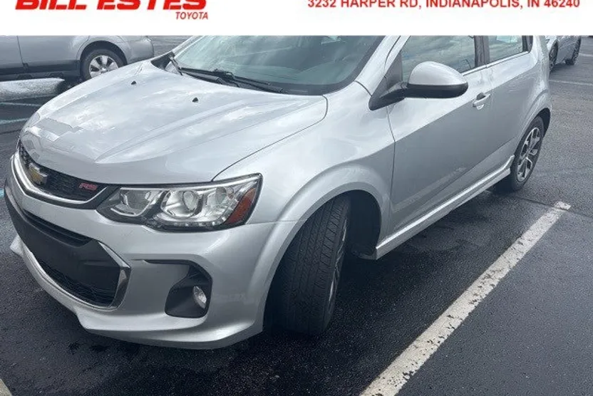 2017 Chevrolet Sonic LT photo 1