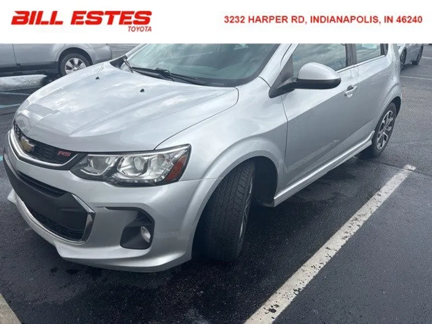 2017 Chevrolet Sonic LT photo 1