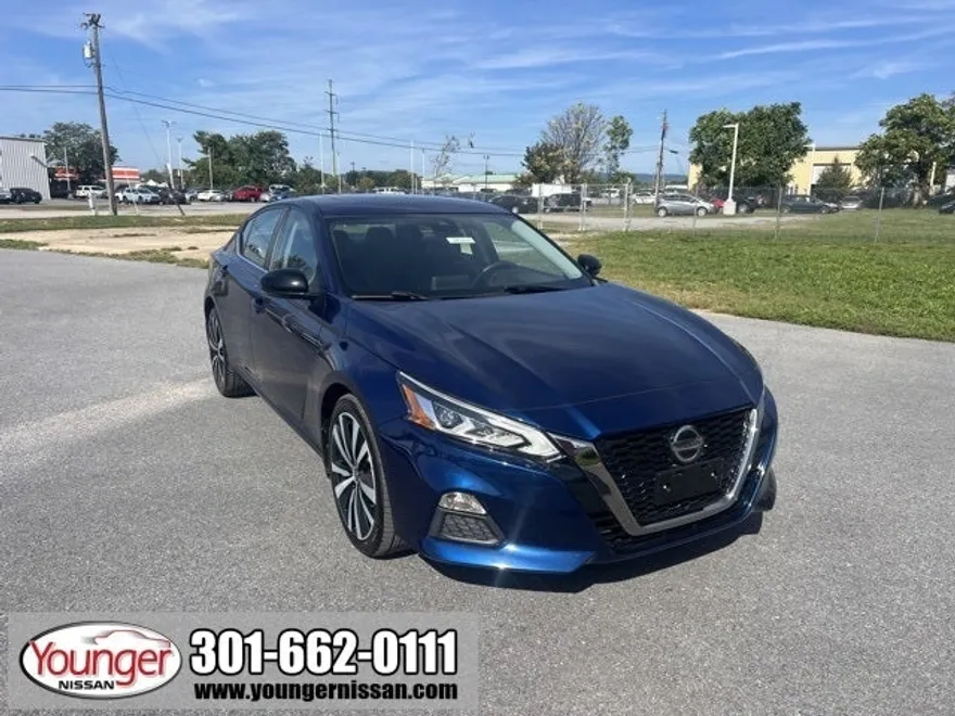 2020 Nissan Altima 2.5 SR photo 1