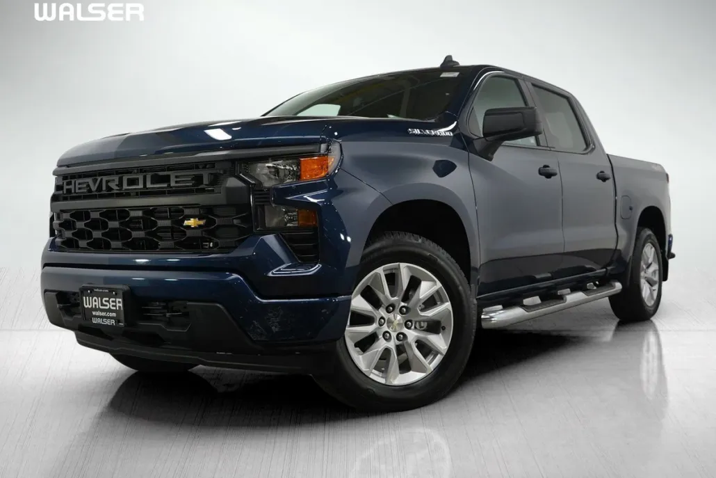 2022 Chevrolet Silverado 1500 Custom photo 1