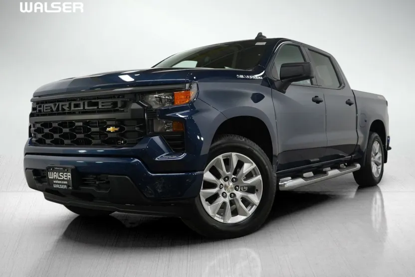 2022 Chevrolet Silverado 1500 Custom photo 1