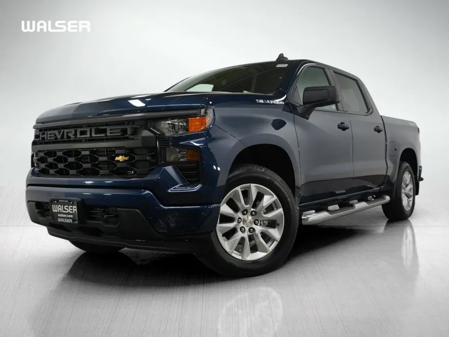 2022 Chevrolet Silverado 1500 Custom photo 1