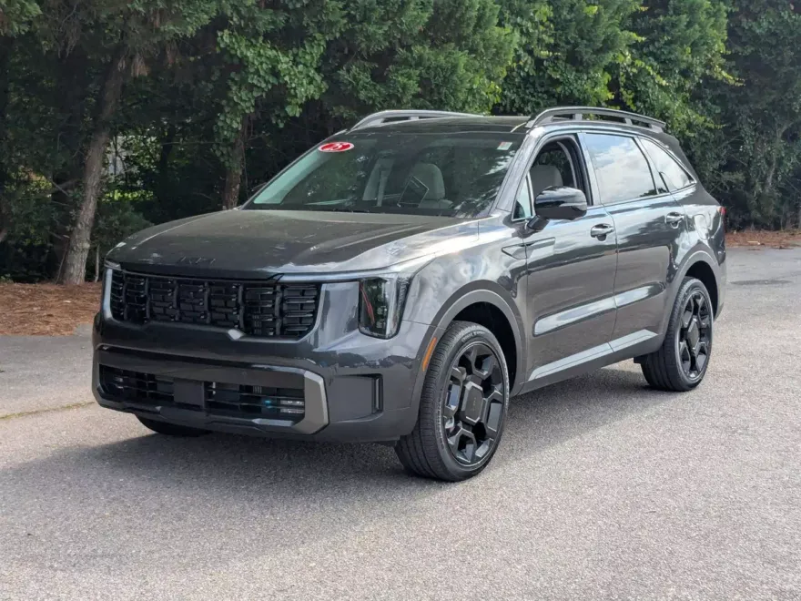 2025 Kia Sorento X-Line SX photo 1