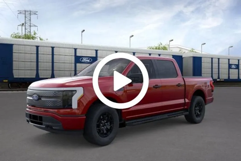 2025 Ford F-150 Lightning XLT photo 1