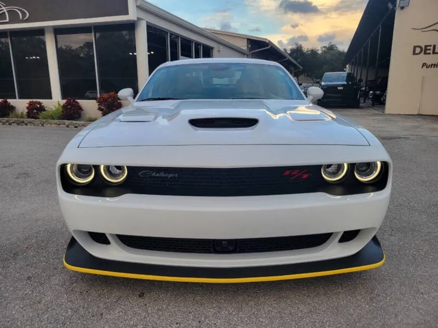 2023 Dodge Challenger R/T Scat Pack photo 1
