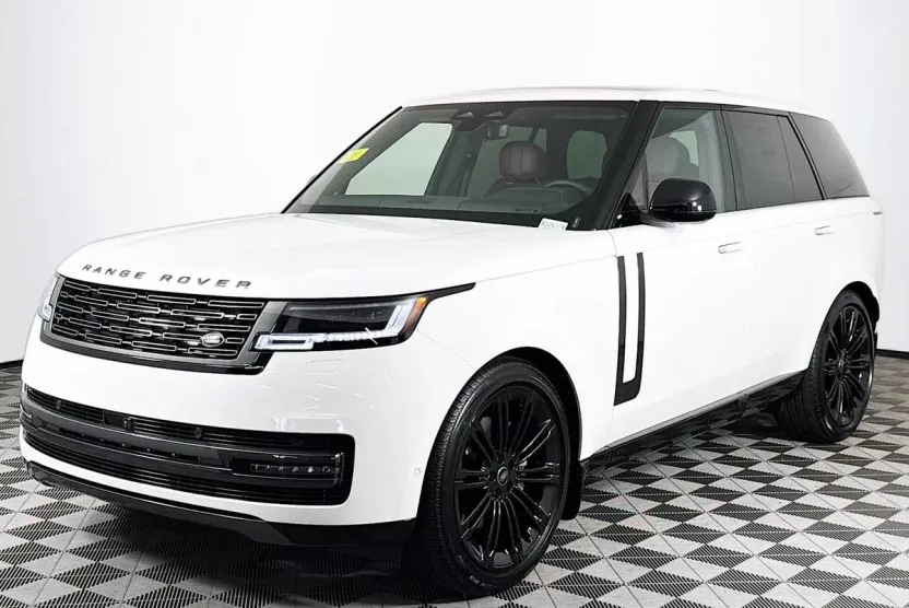 2025 Land Rover Range Rover SE photo 1