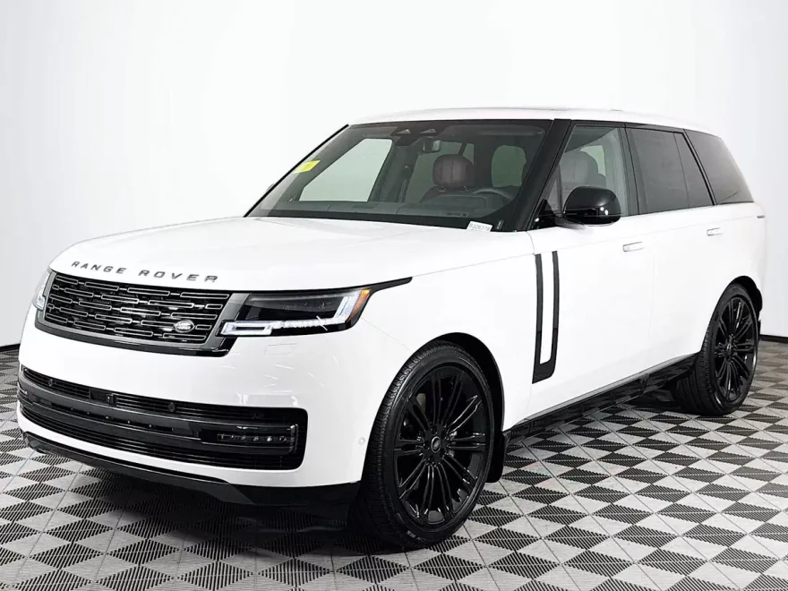 2025 Land Rover Range Rover SE photo 1