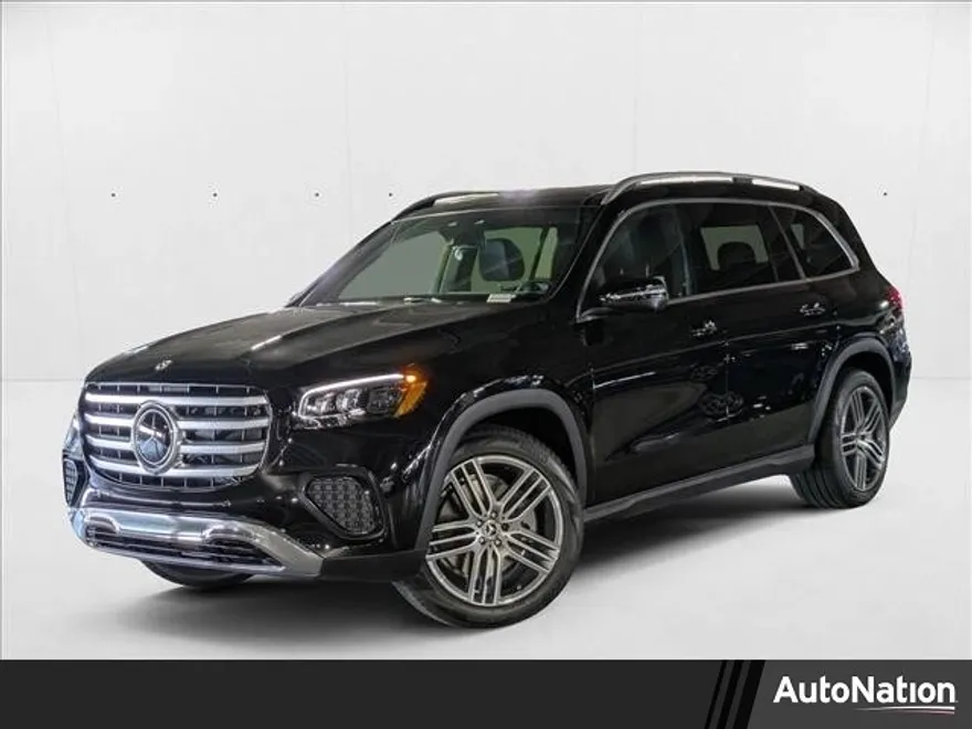 2025 Mercedes Benz GLS 450 4MATIC photo 1