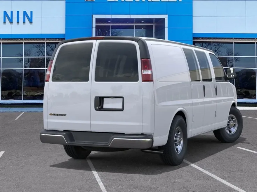 2025 Chevrolet Express Cargo 2500 photo 1
