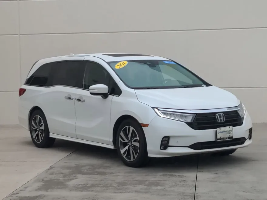 2021 Honda Odyssey Touring photo 1