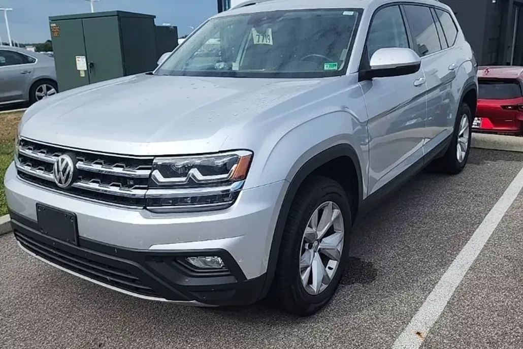2018 Volkswagen Atlas V6 SE Technology photo 1