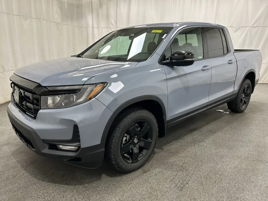 2026 Honda Ridgeline Black Edition photo 1