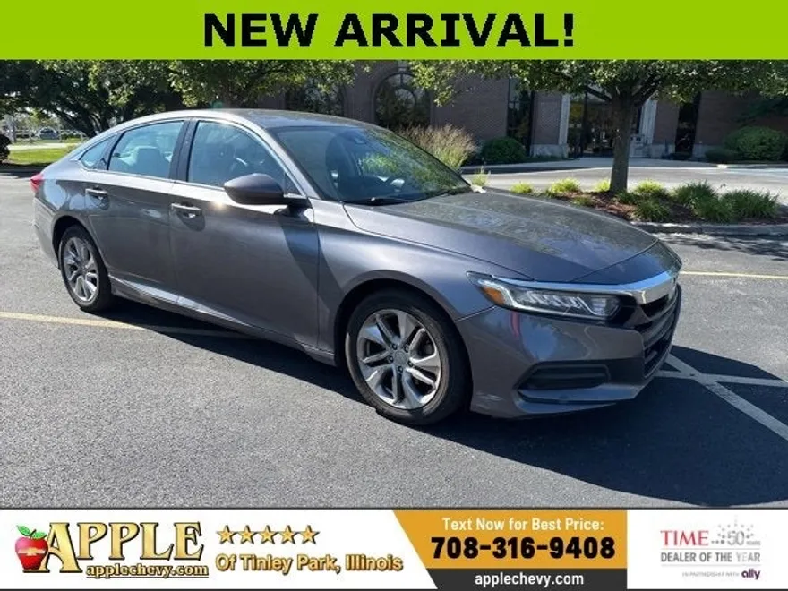 2019 Honda Accord LX 1.5T photo 1