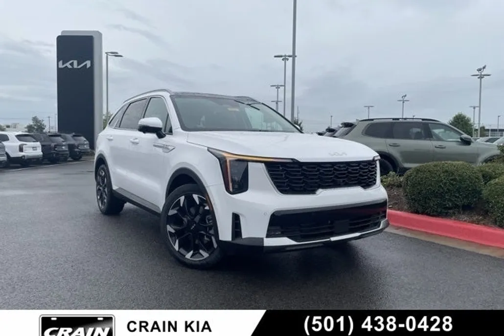 2025 Kia Sorento SX photo 1