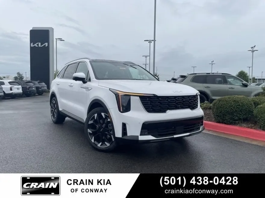 2025 Kia Sorento SX photo 1