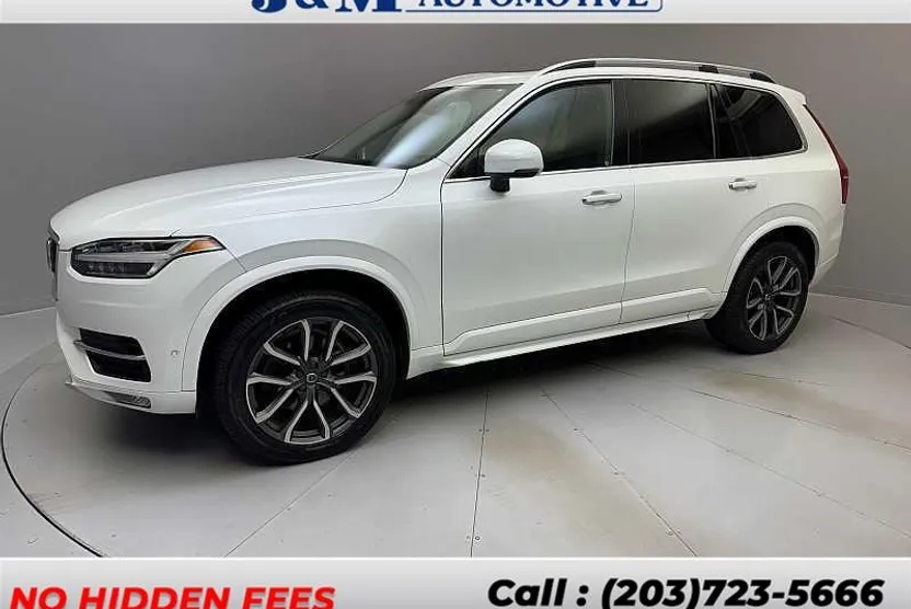 2018 Volvo XC90 Momentum photo 1