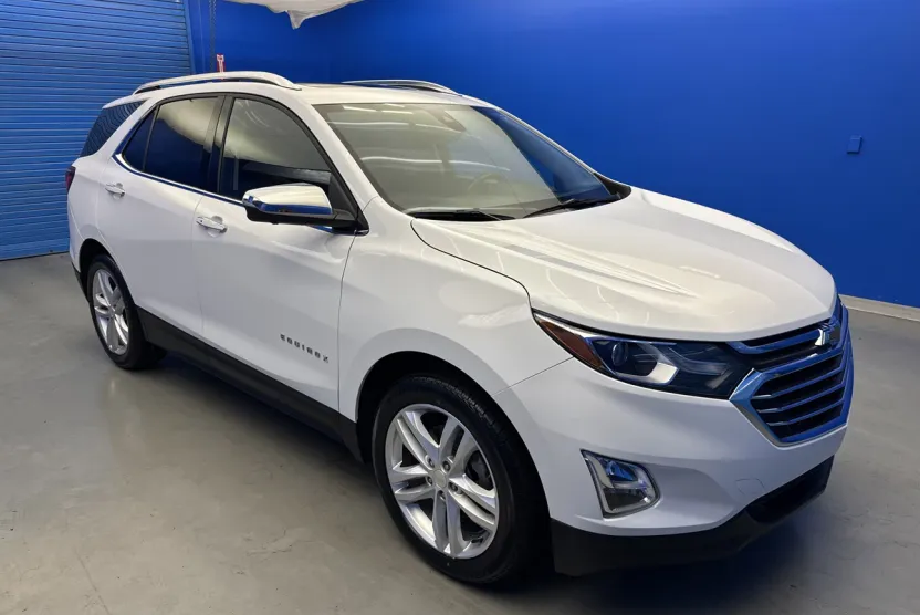 2020 Chevrolet Equinox Premier photo 1