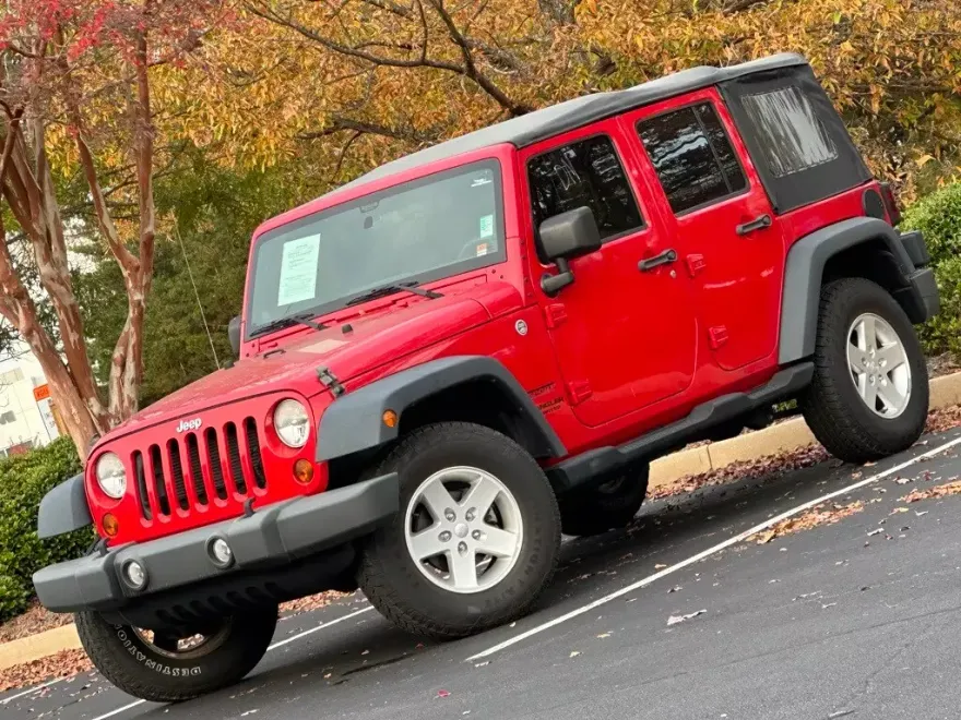 2013 Jeep Wrangler Unlimited Sport photo 1