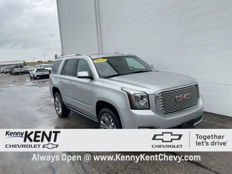 2017 Gmc Yukon Denali photo 1