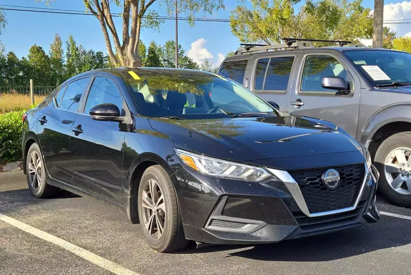 2020 Nissan Sentra SV photo 1