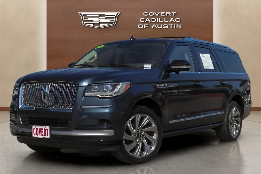 2022 Lincoln Navigator L Reserve photo 1