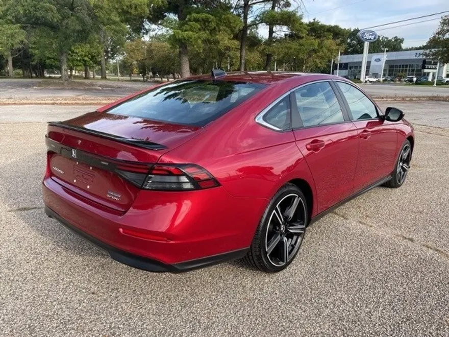 2024 Honda Accord Hybrid Sport photo 1