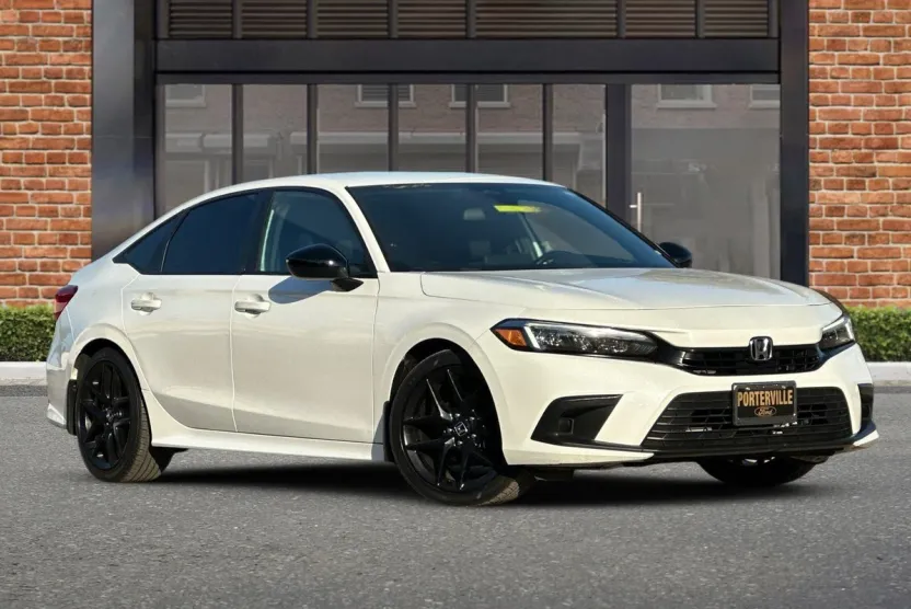 2022 Honda Civic Sport photo 1