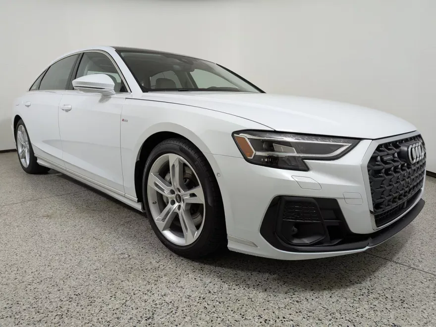 2025 Audi A8 L Quattro 55 photo 1