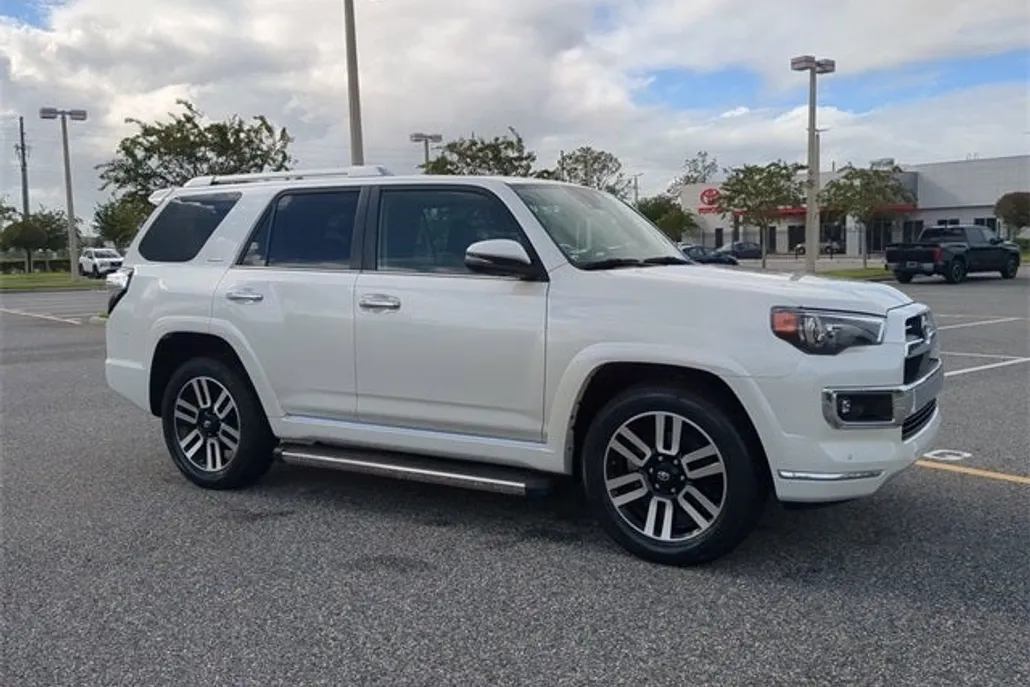2021 Toyota 4Runner Limited photo 1