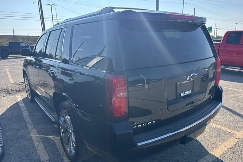 2017 Chevrolet Tahoe Premier photo 1