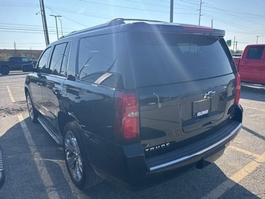 2017 Chevrolet Tahoe Premier photo 1