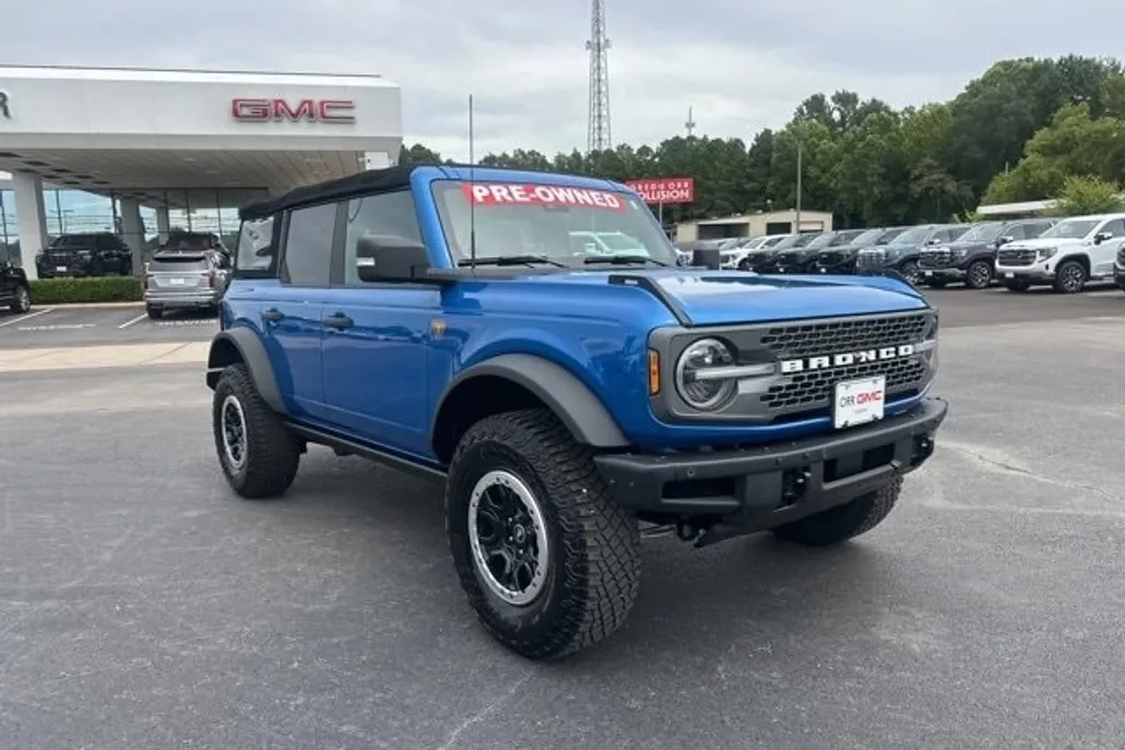 2022 Ford Bronco Badlands photo 1